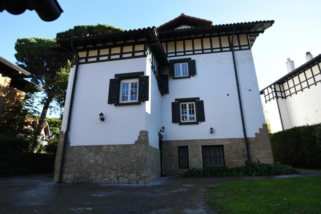 Tradicion Y Elegancia Villa Getxo Bagian luar foto